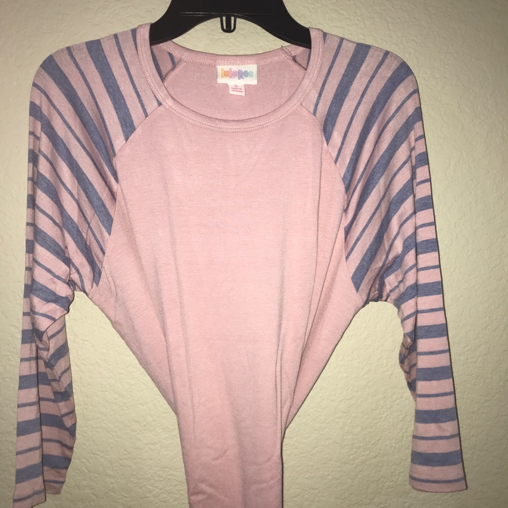 LuLaRoe Randy Top New Without Tags Size S 016
